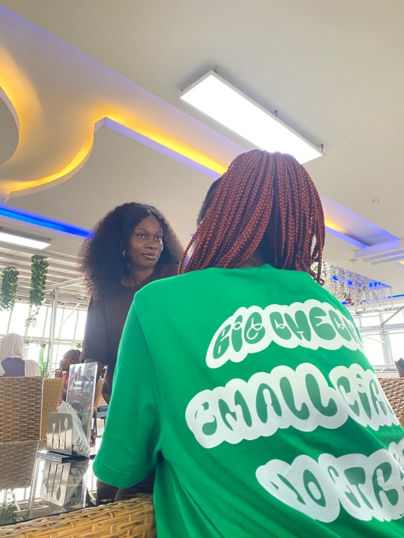 Big Checks Short Sleeves Plain T-shirt